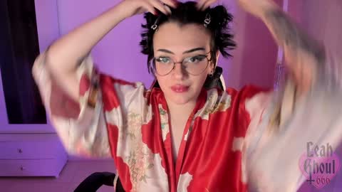 Snapshot of leahghoul666 chatting on January 2025 04:30:01 AM Leah Independent Model OF leahghoul666 online show from January 2025 04:30:01 AM