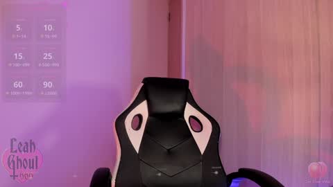 Snapshot of leahghoul666 chatting on February 2025 12:49:01 AM Leah Independent Model OF leahghoul666 online show from February 2025 12:49:01 AM