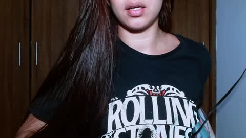 Snapshot of leanaalhub chatting on February 2025 07:15:02 AM leanaalhub online show from February 2025 07:15:02 AM