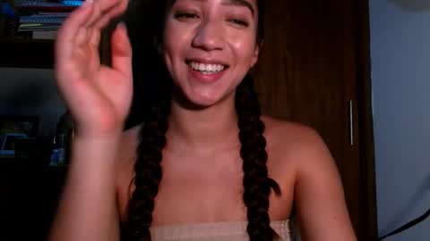 Snapshot of leanaalhub chatting on December 2025 04:41:02 AM leanaalhub online show from December 2025 04:41:02 AM