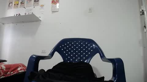 Latino hot online show from May 2026 06:05:01 PM
