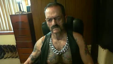 leathergreaser online show from February 2025 11:49:01 PM