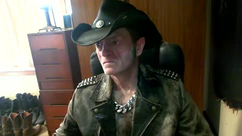 leathergreaser online show from July 2026 05:00:02 AM