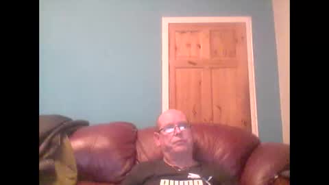Snapshot of leatherpants68 chatting on October 2025 07:56:02 PM leatherpants68 online show from October 2025 07:56:02 PM