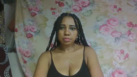 Snapshot of leatiana chatting on April 2026 07:17:01 AM leatiana online show from April 2026 07:17:01 AM