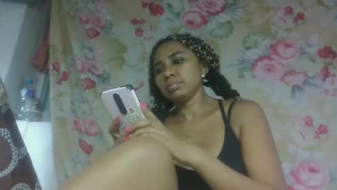 Snapshot of leatiana chatting on April 2026 07:00:01 AM leatiana online show from April 2026 07:00:01 AM