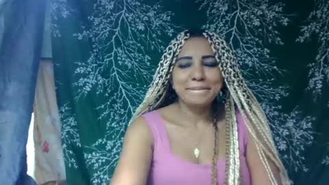 Snapshot of leatianaa chatting on June 2026 11:22:02 PM leatianaa online show from June 2026 11:22:02 PM