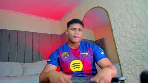 LEBRON online show from October 2025 01:09:01 PM