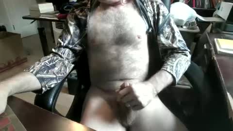 Snapshot of lee666wilson chatting on November 2025 04:16:02 PM Lee Wilson online show from November 2025 04:16:02 PM