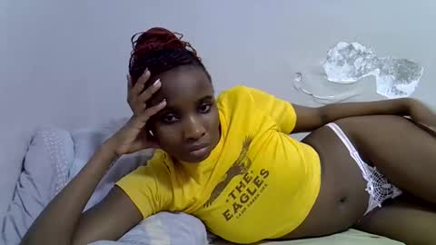 Snapshot of lee_shaz chatting on February 2026 08:16:02 PM lee baby online show from February 2026 08:16:02 PM