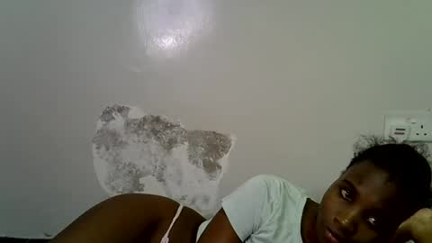 Snapshot of lee_shaz chatting on April 2026 07:34:02 PM lee baby online show from April 2026 07:34:02 PM