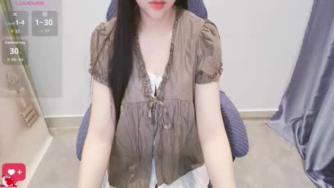 Snapshot of lee_smile chatting on March 2026 11:17:02 AM Lee online show from March 2026 11:17:02 AM