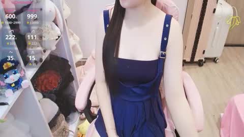 Snapshot of lee_smile chatting on March 2026 12:37:02 AM Lee online show from March 2026 12:37:02 AM