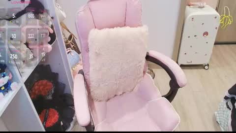 Snapshot of lee_smile chatting on April 2026 11:05:01 PM Lee online show from April 2026 11:05:01 PM