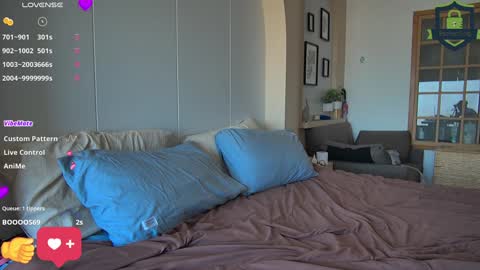 ELSA AND SAM     online show from December 2024 01:53:02 AM