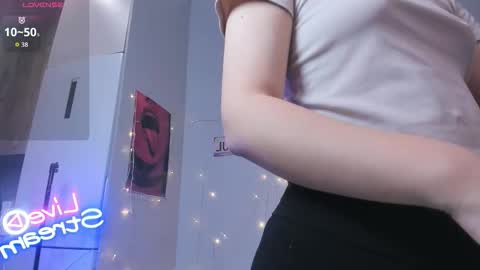 Snapshot of leehaeun7 chatting on February 2026 08:16:01 PM Lee Haeun online show from February 2026 08:16:01 PM