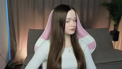 leemikah online show from April 2026 07:06:02 AM