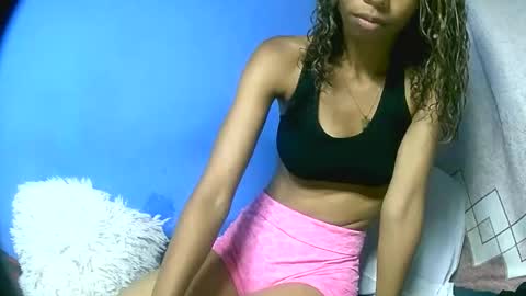 leeromi online show from February 2026 02:46:01 PM