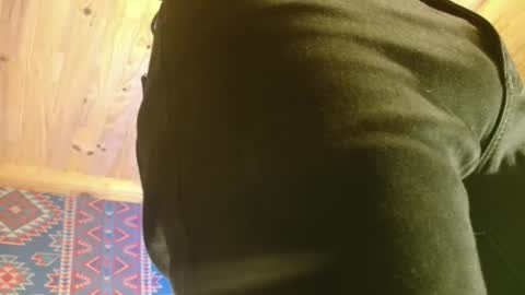 Snapshot of lefrancais33000 chatting on November 2025 04:53:01 PM Dliciousman online show from November 2025 04:53:01 PM