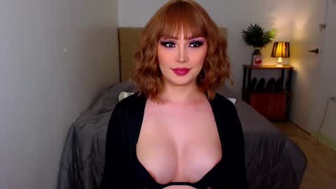 UR ULTIMATE QUEEN SUSSIE BROWN online show from February 2025 11:42:01 AM
