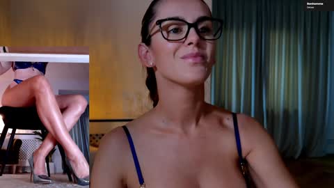 Elle  online show from October 2025 02:29:02 PM