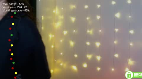 hey Im Leia and I love rock  online show from July 2026 07:27:02 PM