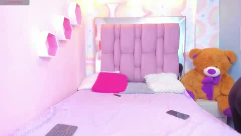 LEIGH ANGELS online show from March 2025 02:30:02 AM