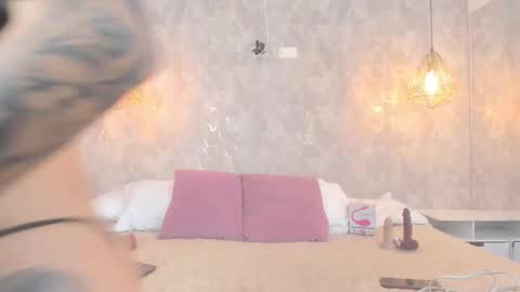 LEIGH ANGELS online show from December 2025 12:53:01 AM