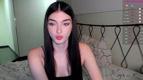 Leila online show from January 2025 11:24:01 PM