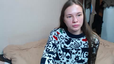 Snapshot of leila_bambi_ chatting on December 2024 02:00:02 PM leila_bambi_ online show from December 2024 02:00:02 PM