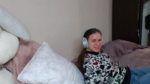 Snapshot of leila_bambi_ chatting on December 2024 02:49:02 PM leila_bambi_ online show from December 2024 02:49:02 PM