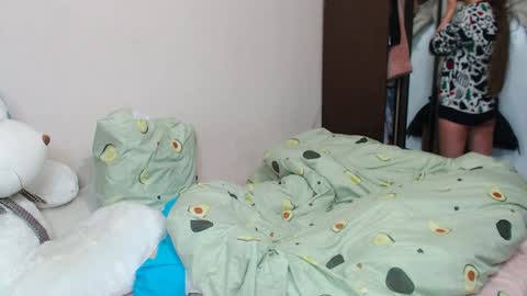 Snapshot of leila_bambi_ chatting on January 2025 11:05:01 PM leila_bambi_ online show from January 2025 11:05:01 PM