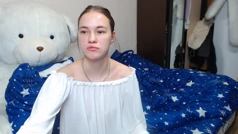 Snapshot of leila_bambi_ chatting on January 2025 04:39:02 AM leila_bambi_ online show from January 2025 04:39:02 AM