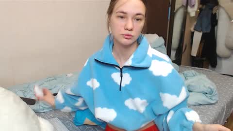 Snapshot of leila_bambi_ chatting on February 2025 08:24:01 PM leila_bambi_ online show from February 2025 08:24:01 PM