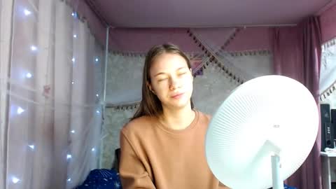 Snapshot of leila_bambi_ chatting on November 2025 02:45:02 AM leila_bambi_ online show from November 2025 02:45:02 AM