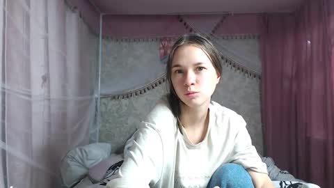 Snapshot of leila_bambi_ chatting on November 2025 12:15:02 PM leila_bambi_ online show from November 2025 12:15:02 PM