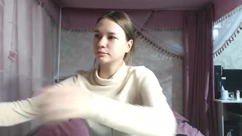 Snapshot of leila_bambi_ chatting on December 2025 06:46:02 PM leila_bambi_ online show from December 2025 06:46:02 PM