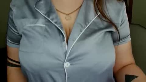 Leila online show from March 2026 05:25:01 AM