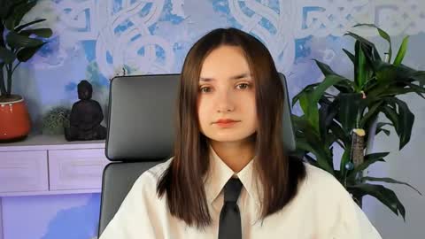 LeilaMurphy online show from February 2025 09:11:01 AM