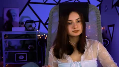 LeilaMurphy online show from February 2025 12:08:01 PM