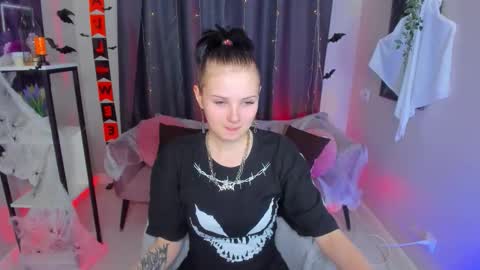 Leila online show from October 2025 11:50:01 AM