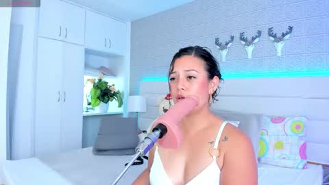 Snapshot of leilahiuston chatting on January 2026 09:20:01 PM online show from January 2026 09:20:01 PM