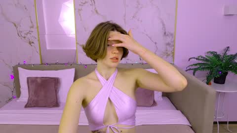 LeilaLawson online show from December 2024 07:04:01 AM