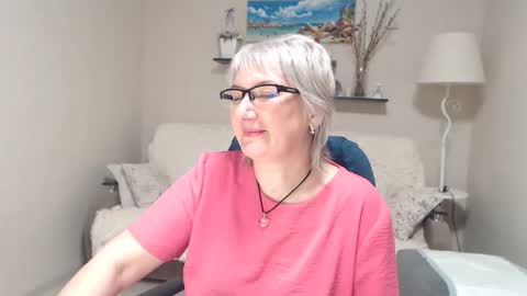 Snapshot of leilamays chatting on February 2026 02:40:02 PM Leila Kinky online show from February 2026 02:40:02 PM