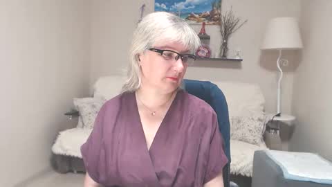 Snapshot of leilamays chatting on June 2026 05:50:02 AM Leila Kinky online show from June 2026 05:50:02 AM