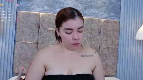 leilapons online show from February 2026 06:39:02 PM