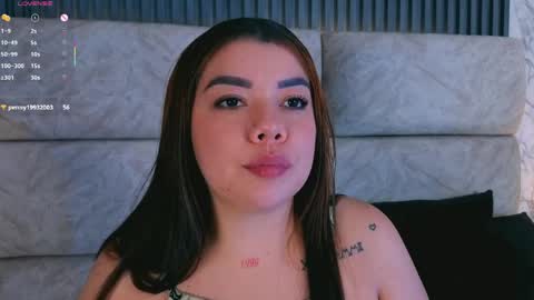 leilapons online show from April 2026 06:21:01 PM