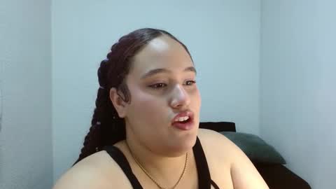 Snapshot of leilaprettysex chatting on February 2026 12:42:02 PM leilaprettysex online show from February 2026 12:42:02 PM