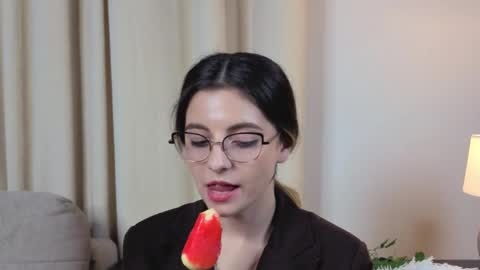 Alexandria online show from October 2025 06:20:02 PM