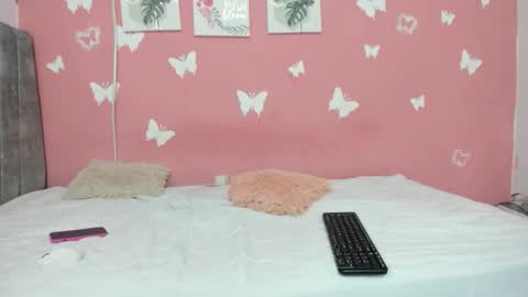 Snapshot of lelany_evans chatting on February 2026 03:12:02 AM lelany_evans online show from February 2026 03:12:02 AM